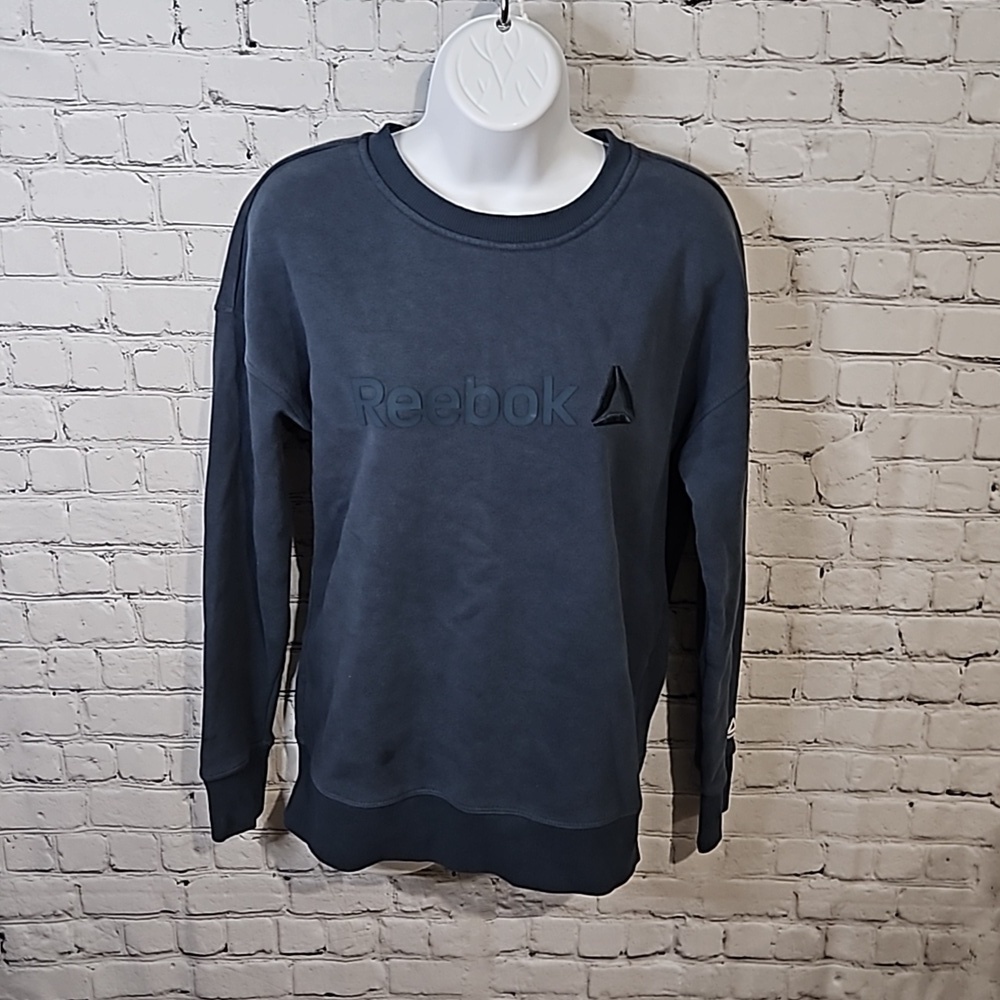 💙 Reebok crewneck sweatshirt
